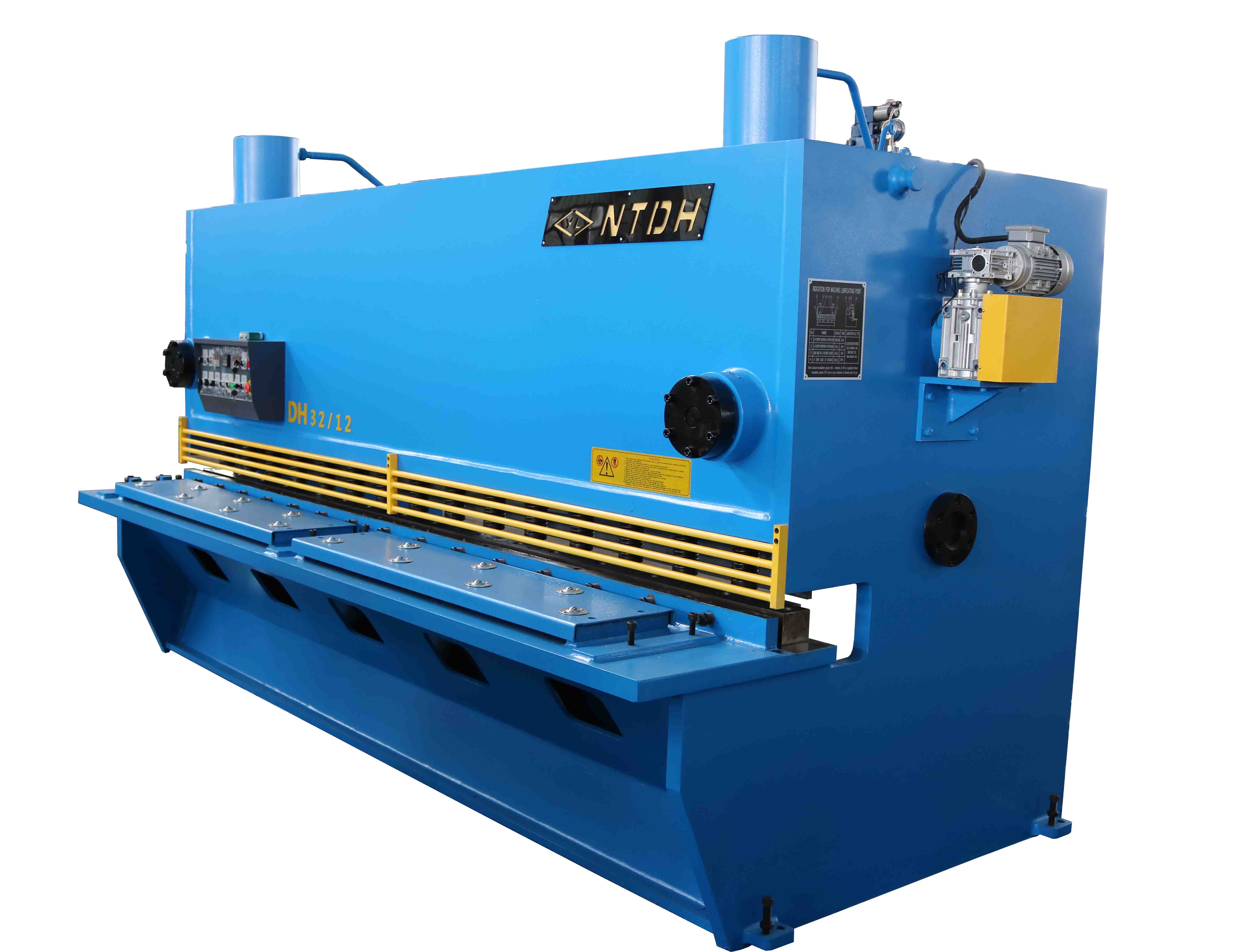 QC11Y-12x3200 hydraulic guillotine shearing machine